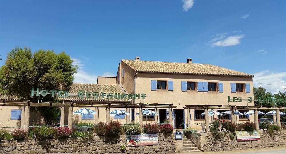 Hotel Restaurant Les 3 Chenes Fréjus エクステリア 写真